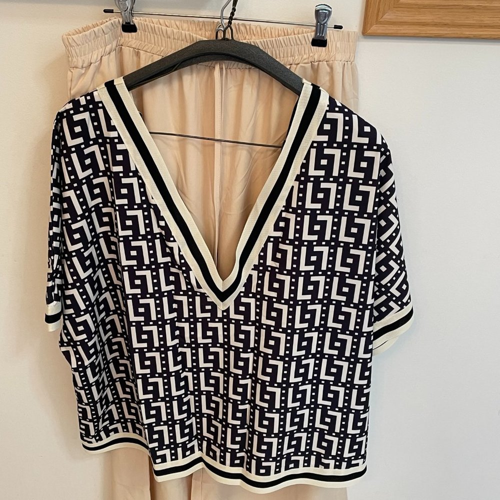ChicMe Geometric Print Batwing Sleeve Top & Pants Set, L & XL, Khaki & Black